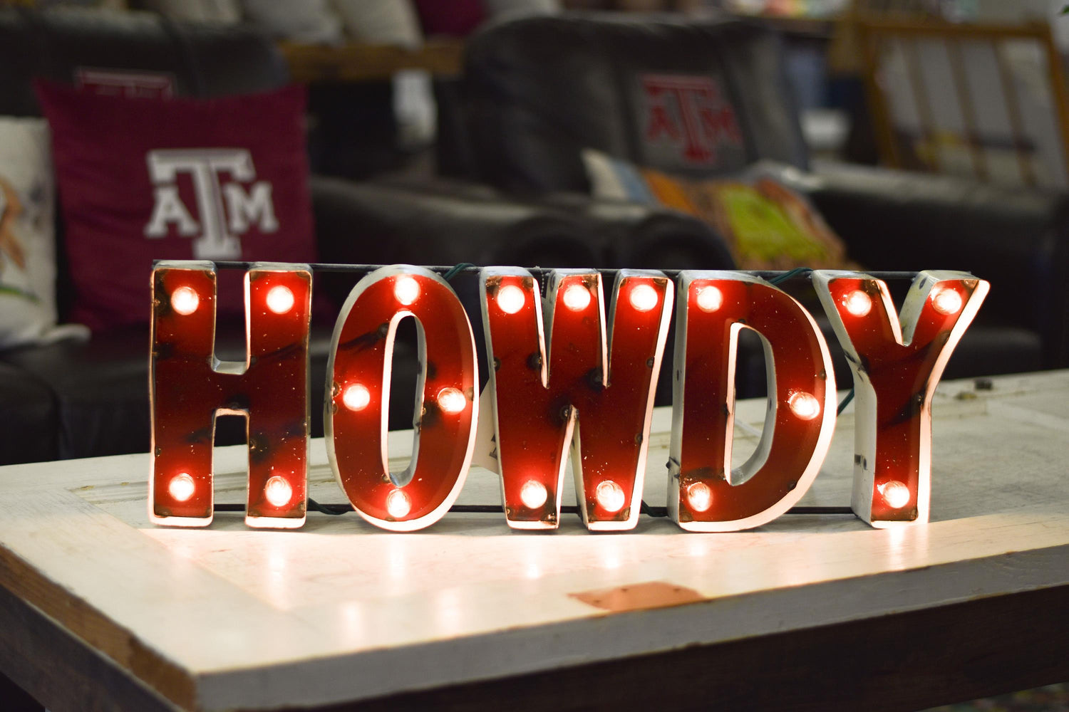 Block Howdy Metal Sign With Lights