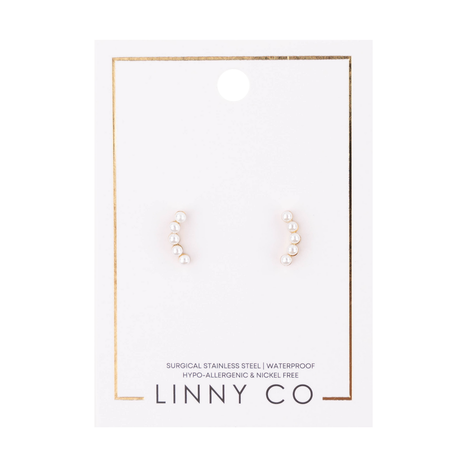 Pearl earrings in crescent shape