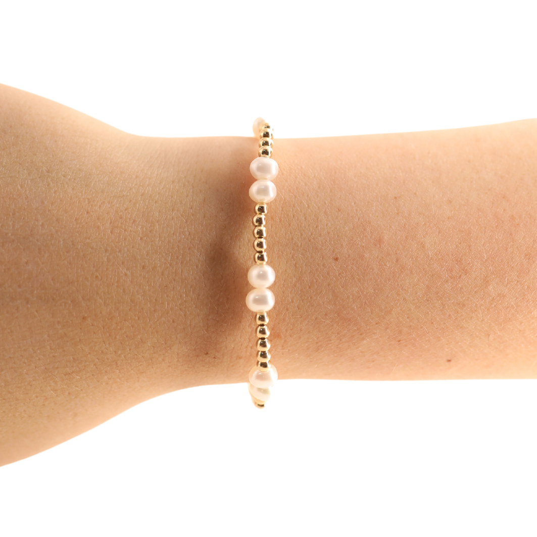 Beaded Blondes Coastal Pearl Bracelet