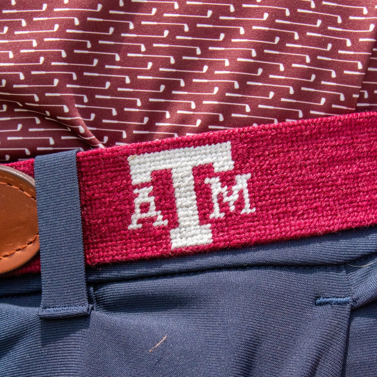 Texas A&M Smathers & Branson Logo-Crossed Clubs Belt