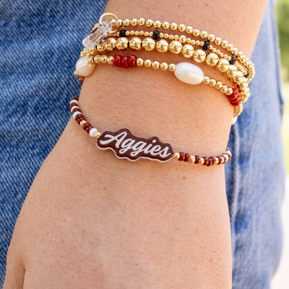 Aggies Beaded Blondes Script Colored Bracelet