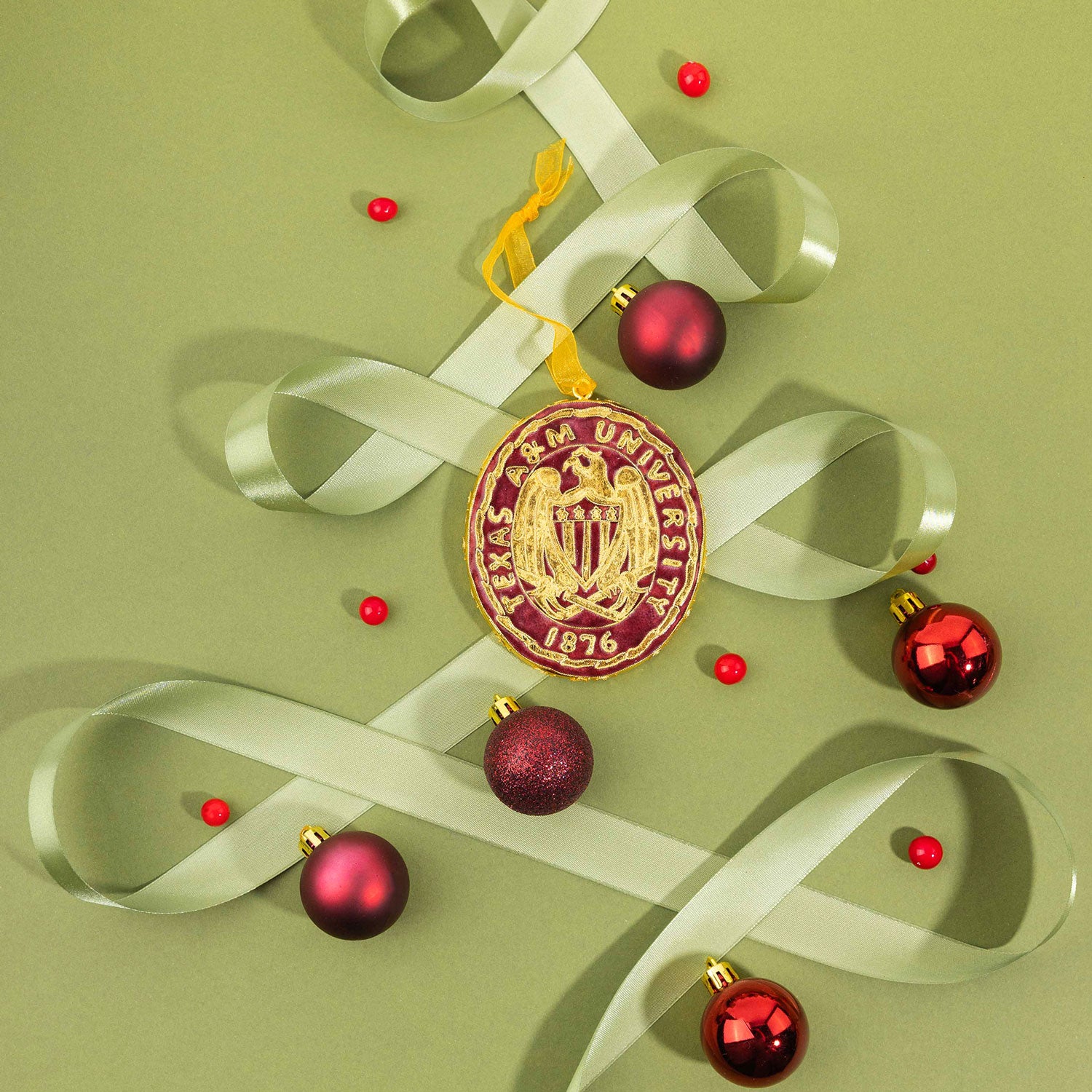 Texas A&M Kitty Keller Ring Crest Ornament